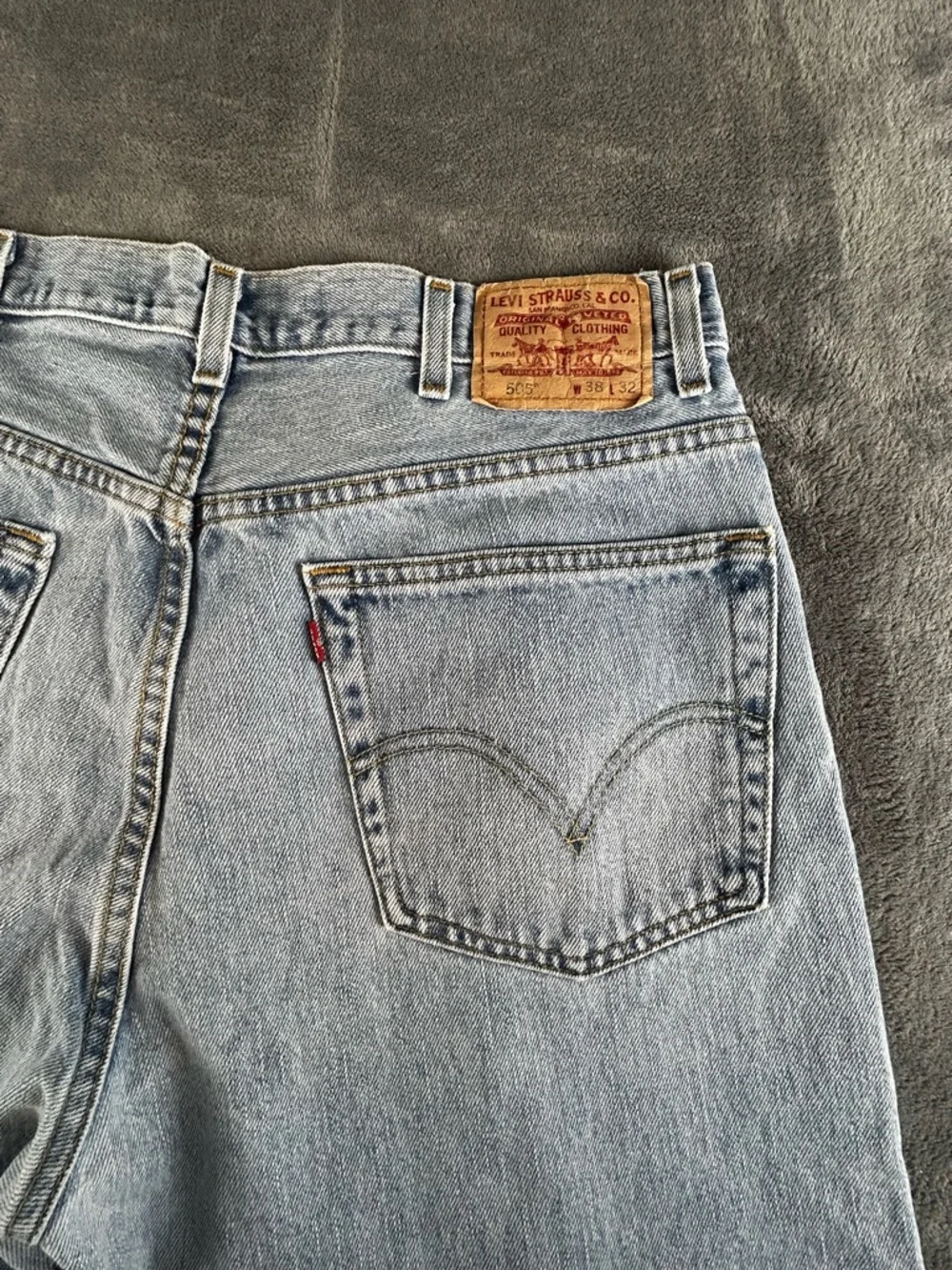 Levi’s 505 VTG Y2K Jeans Mens 38x32 Light Wash‎ Blue Straight Fit Grunge Classic
